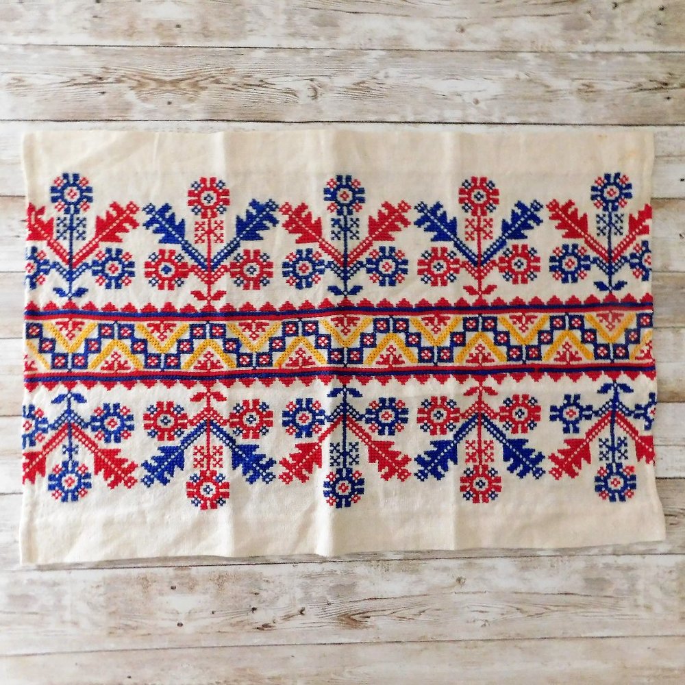 Vintage Ukranian Folk Art Floral Cross Stitch Embroidery Kitchen Linen